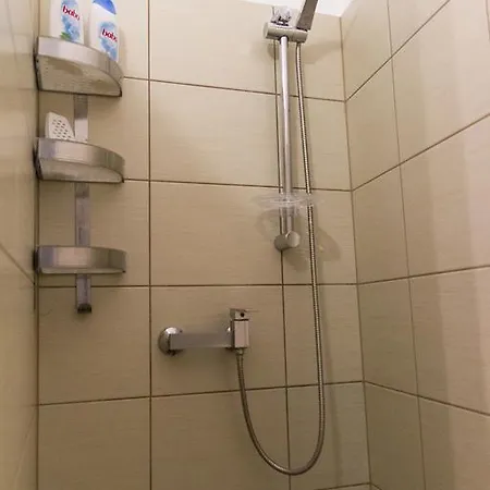 Bright 2br&ac At Astoria Apartment