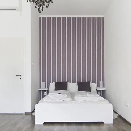 Apartament Bright 2br&ac At Astoria *