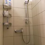 Bright 2br&ac At Astoria Apartament