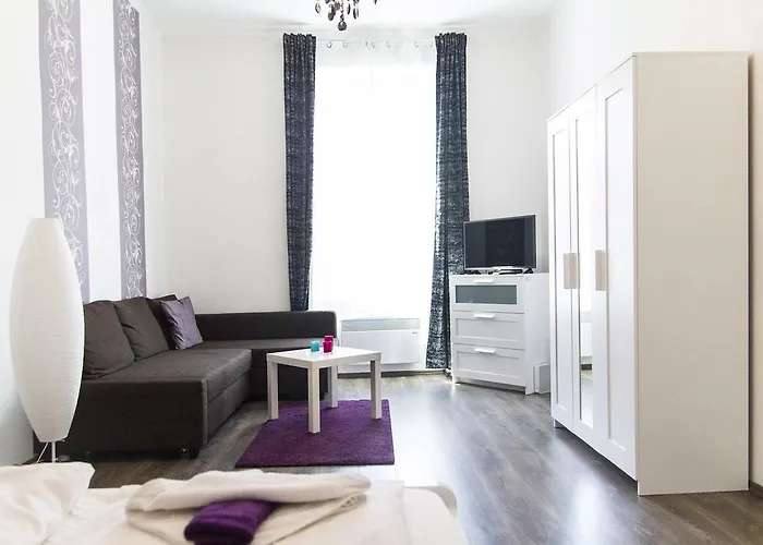 Apartman Bright 2br&ac At Astoria Budapest